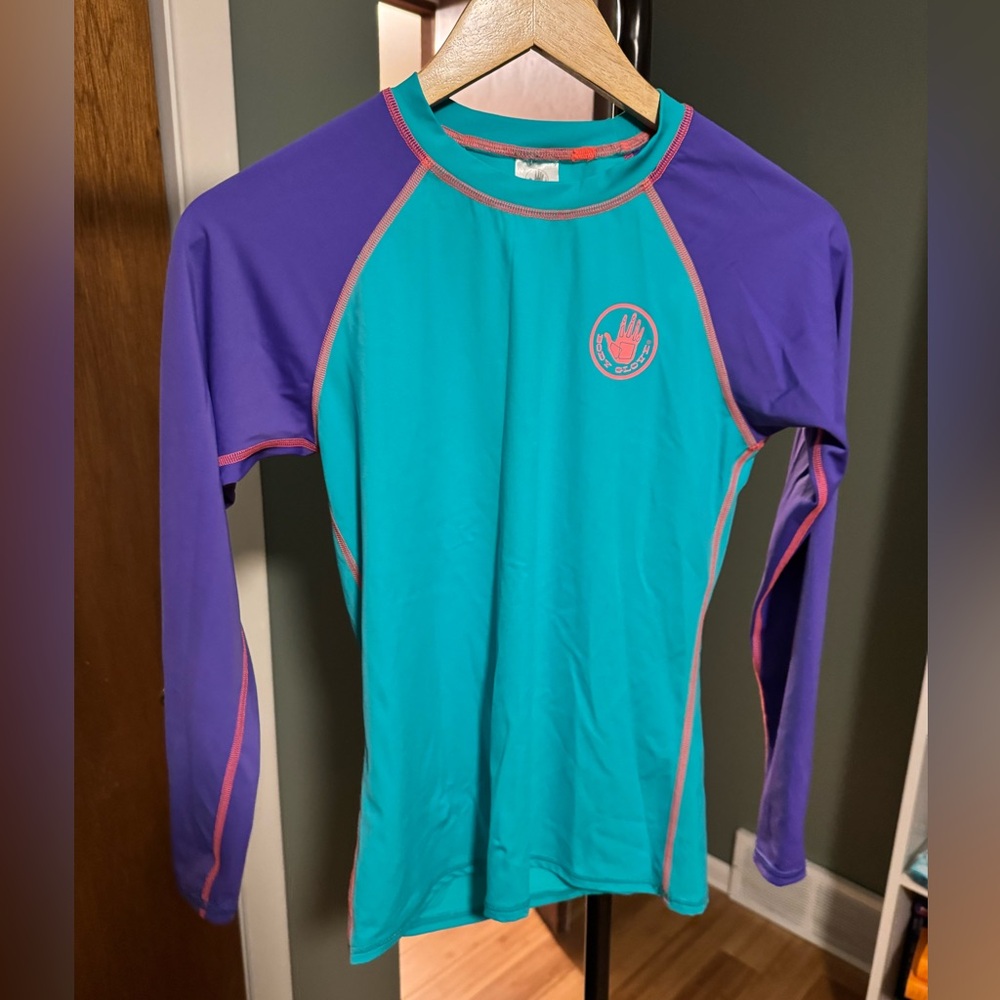 Body Glove Long Sleeve Rashguard Women’s size Medium